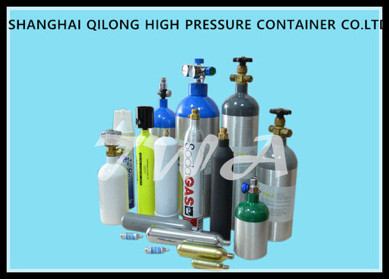 China 6L Gas Hochdruckzylinder Größen 140 mm Außen-Durchmesser-Krankenhaus Sauerstofftank fournisseur
