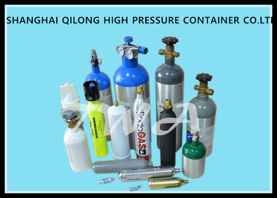 China Legierter Stahl Hochdruck-5L drückte Sauerstoffflasche für medizinische Verwendung zusammen fournisseur